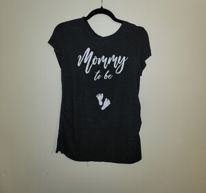 Charcoal 'Mommy to Be' T-Shirt
